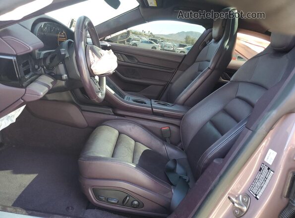 WP0AB2Y17NSA45118 2022 PORSCHE TAYCAN Purple წინა სალონის ხედი