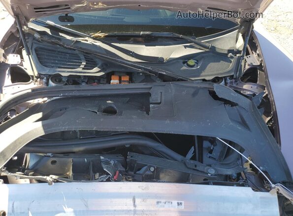 WP0AB2Y17NSA45118 2022 PORSCHE TAYCAN Purple უკანა სალონის ხედი