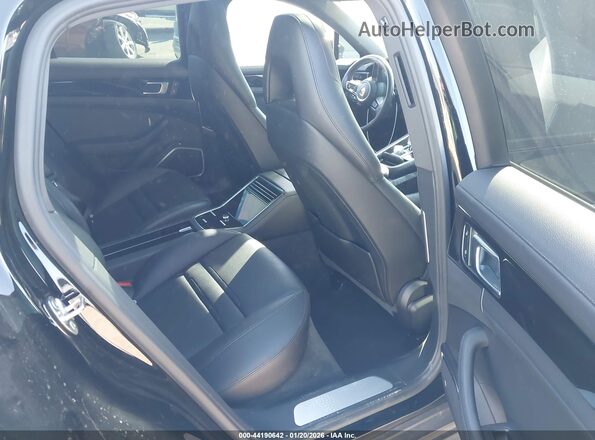 WP0AJ2A75PL100404 2023 PORSCHE PANAMERA Черный Вид наклейки с VIN-кодом