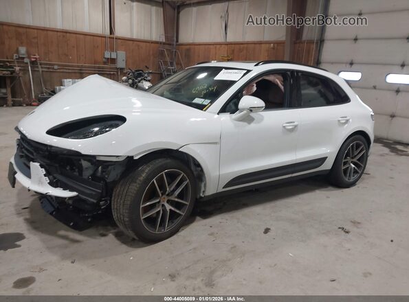 WP1AA2A50SLB11865 2025 PORSCHE MACAN White წინა მარცხენა ხედი სამი მეოთხედიდან