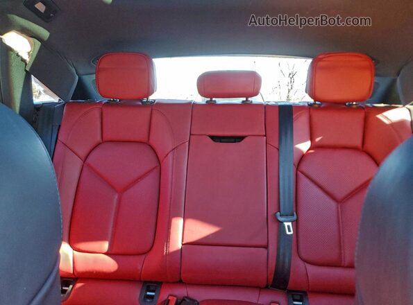 WP1AA2A51PLB07055 2023 PORSCHE MACAN Белый Вид задних сидений