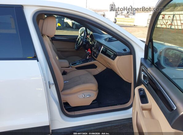 WP1AA2A52KLB09289 2019 PORSCHE MACAN Белый 