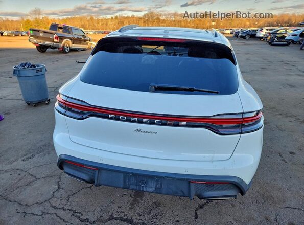WP1AA2A52NLB00029 2022 PORSCHE MACAN Белый Вид сзади