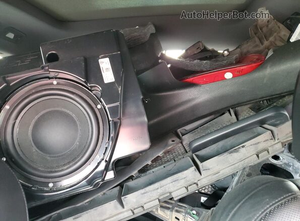 WP1AA2A53JLB03693 2018 PORSCHE MACAN Красный Вид задних сидений