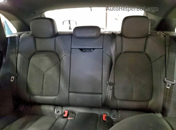 WP1AA2A53MLB13452 2021 PORSCHE MACAN White Widok tylnych siedzeń