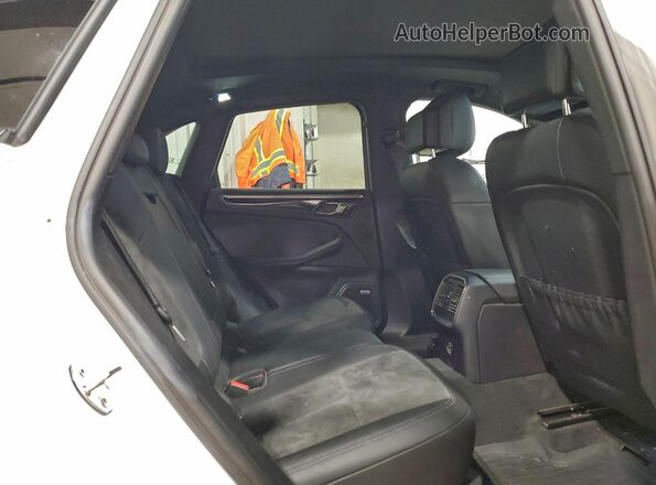 WP1AA2A53MLB13452 2021 PORSCHE MACAN White Widok wnętrza z tyłu