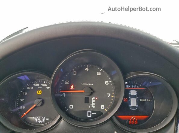 WP1AA2A55MLB10570 2021 PORSCHE MACAN Белый Вид щитка приборов