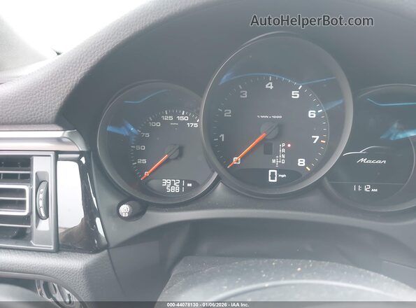 WP1AA2A56MLB08584 2021 PORSCHE MACAN Черный 