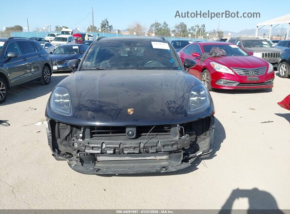 WP1AA2A5XRLB13150 2024 PORSCHE MACAN Black Вид задньої частини салону