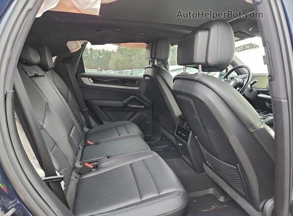 WP1AA2AY6RDA12255 2024 PORSCHE CAYENNE Blue Вид задньої частини салону