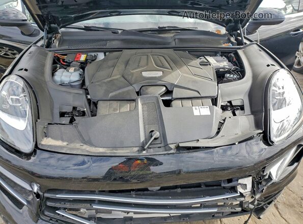 WP1AA2AY7MDA01337 2021 PORSCHE CAYENNE Black Շարժիչի բաժամունքի տեսք