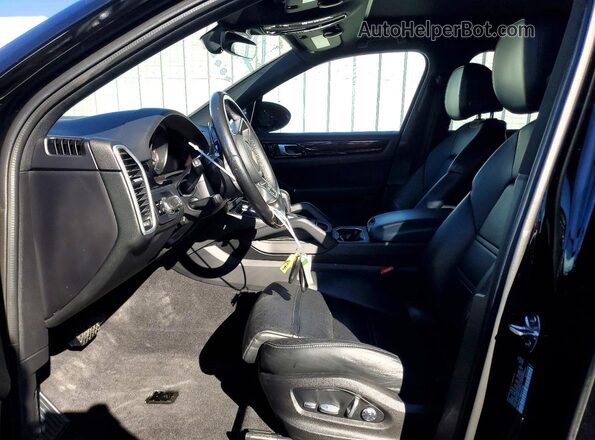 WP1AA2AY7MDA10166 2021 PORSCHE CAYENNE Black Vista interior delantera