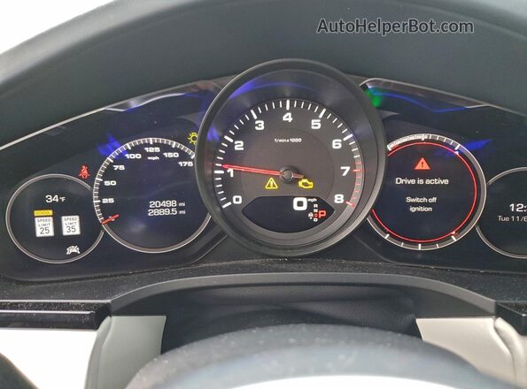 WP1AA2AY8LDA03158 2020 PORSCHE CAYENNE Silver ხელსაწყოთა პანელის ხედი