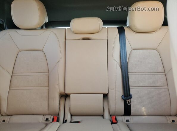 WP1AA2AY8PDA02095 2023 PORSCHE CAYENNE Blue Вид задніх сидінь