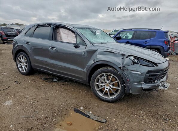 WP1AA2AY9PDA06933 2023 PORSCHE CAYENNE Gray Delantero derecho