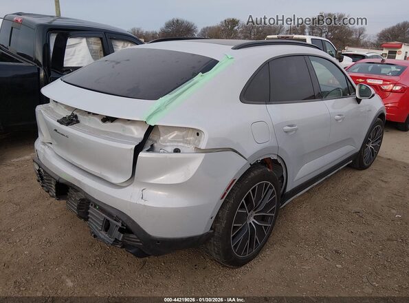 WP1AA2XA3RL001288 2024 PORSCHE MACAN White 
