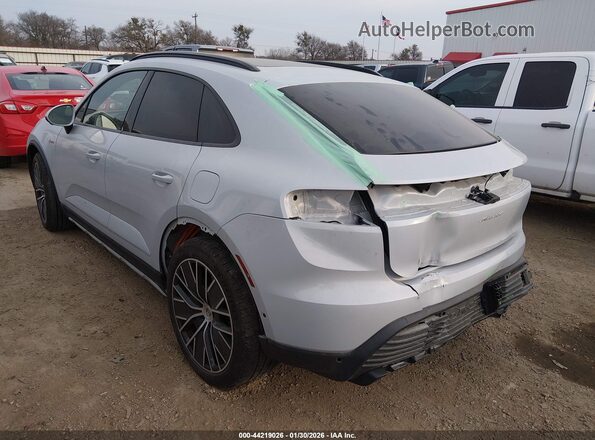 WP1AA2XA3RL001288 2024 PORSCHE MACAN White 