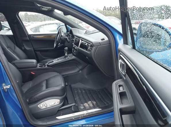 WP1AB2A57MLB30302 2021 PORSCHE MACAN Blue Vista interior delantera
