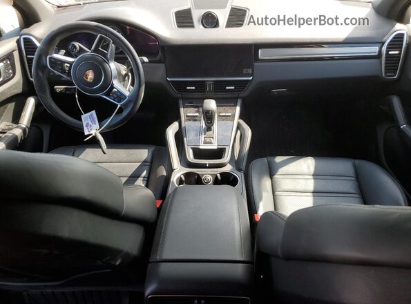 WP1AE2AY7PDA12153 2023 PORSCHE CAYENNE Black Widok deski rozdzielczej