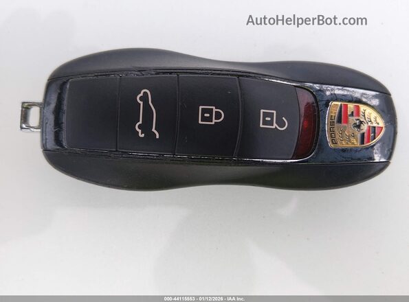 WP1AF2A57PLB56570 2023 PORSCHE MACAN Blue Առջևի վահանակի տեսք