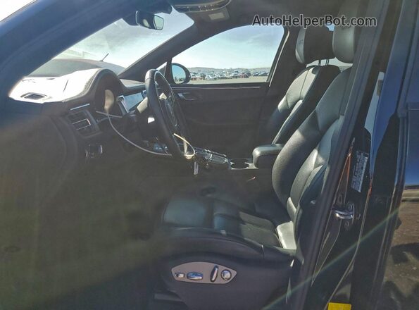 WP1AG2A59MLB51203 2021 PORSCHE MACAN Черный 