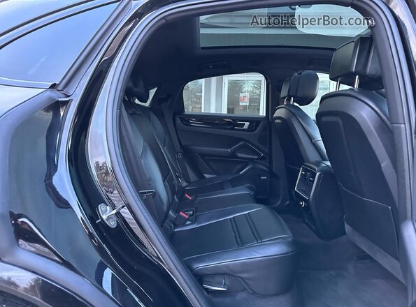 WP1BA2AY0MDA40369 2021 PORSCHE CAYENNE Black 