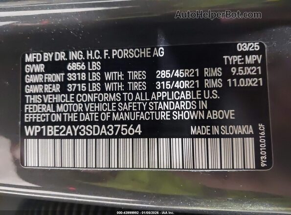 WP1BE2AY3SDA37564 2025 PORSCHE CAYENNE Gray Engine compartment view