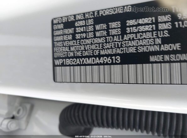 WP1BG2AYXMDA49613 2021 PORSCHE CAYENNE White Vista del compartimento del motor