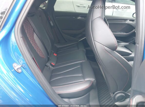 WUABWGFF7J1905717 2018 AUDI RS3 Blue VIN კოდის სტიკერის ხედი