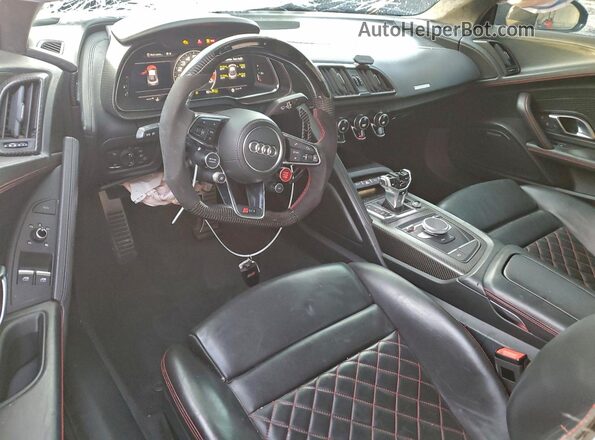 WUAKBAFX8H7905122 2017 AUDI R8 Black Widok deski rozdzielczej