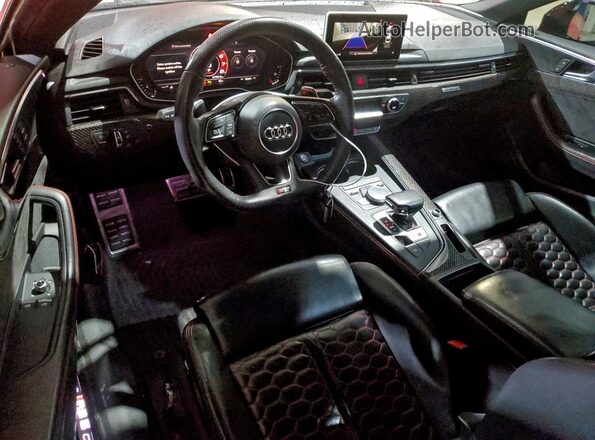 WUAPWAF56JA904777 2018 AUDI RS5 Red Vista del salpicadero