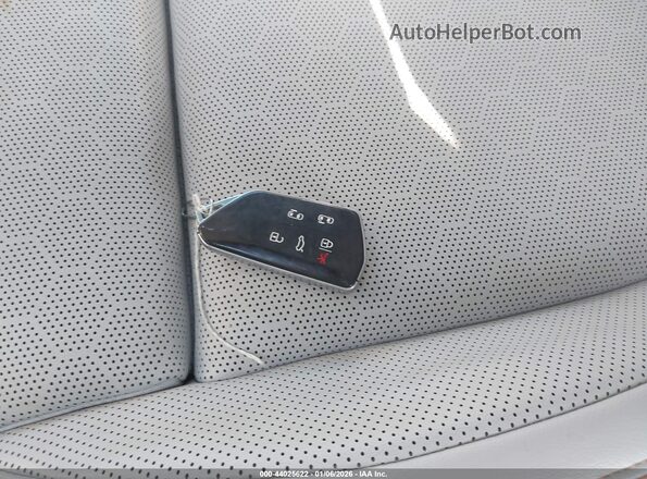WVG6YVEB0SH017410 2025 VOLKSWAGEN ID. BUZZ Yellow Dashboard view