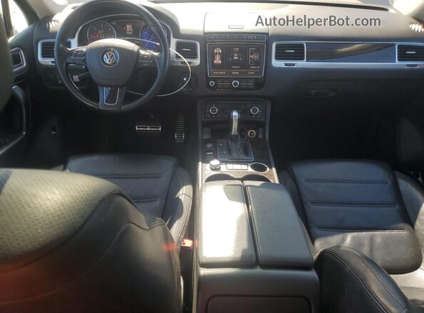WVGEP9BP3GD001769 2016 VOLKSWAGEN TOUAREG Gray წინა პანელის ხედი