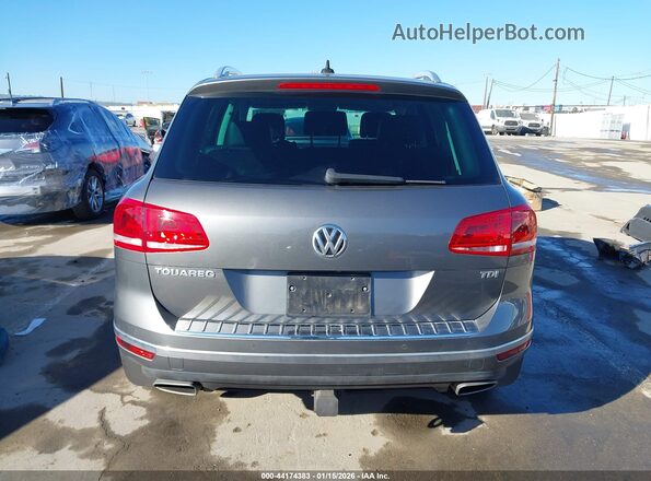WVGEP9BP8GD001962 2016 VOLKSWAGEN TOUAREG Gray 