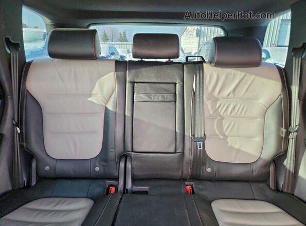 WVGRF7BP4HD001015 2017 VOLKSWAGEN TOUAREG White 