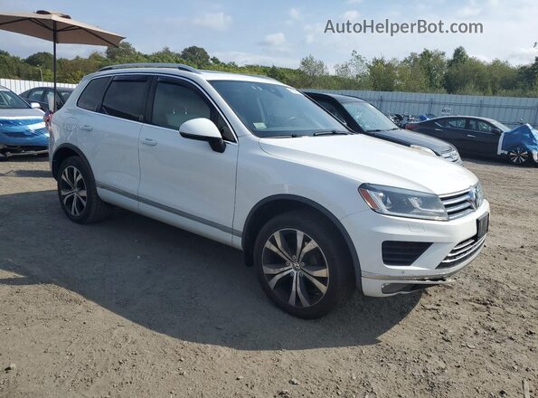 WVGRF7BPXHD006347 2017 VOLKSWAGEN TOUAREG White Առջևի աջ