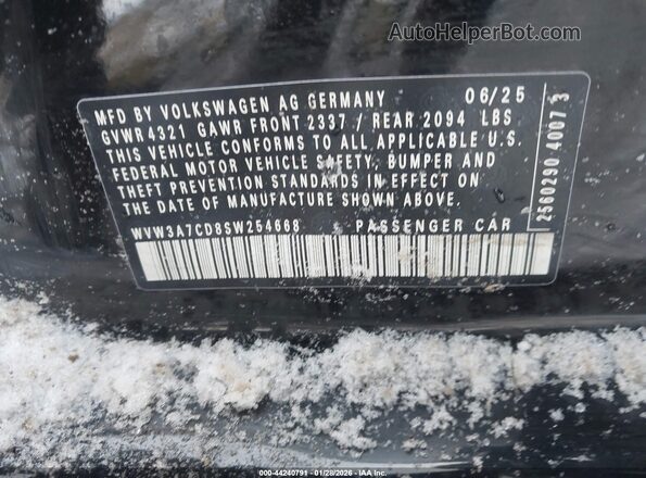 WVW3A7CD8SW254668 2025 VOLKSWAGEN GOLF Black Vista del compartimento del motor