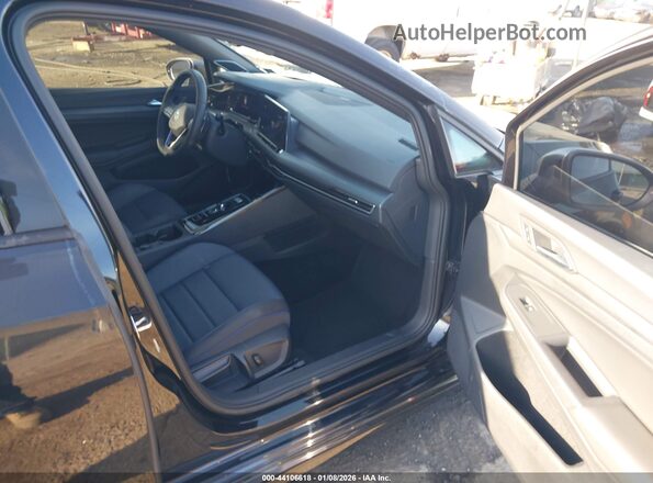 WVWEB7CD0PW208958 2023 VOLKSWAGEN GOLF Черный Вид салона спереди