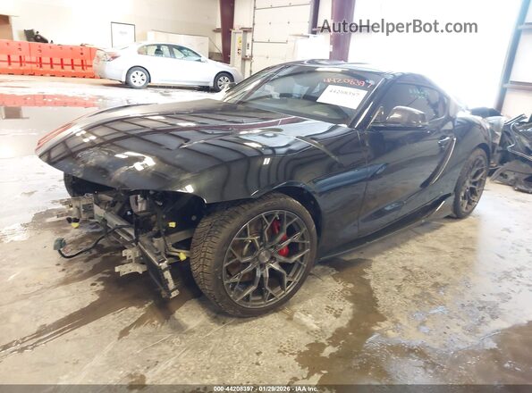 WZ1DB0C06MW036948 2021 TOYOTA GR SUPRA Black წინა მარცხენა ხედი სამი მეოთხედიდან