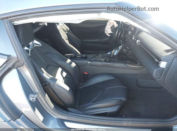 WZ1DB0C08NW053851 2022 TOYOTA GR SUPRA Gray VIN կոդի պիտակի տեսք
