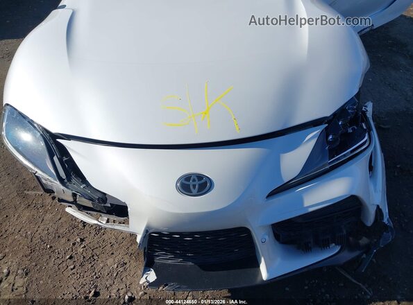 WZ1DB0C0XNW052278 2022 TOYOTA GR SUPRA White Вид ззаду