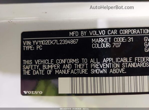 YV1102EK7L2394867 2020 VOLVO V60 White Engine compartment view