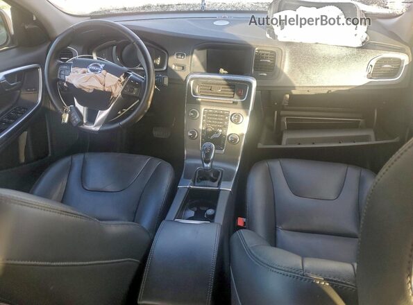 YV126MFK2G2413053 2016 VOLVO S60 Silver Vista del salpicadero