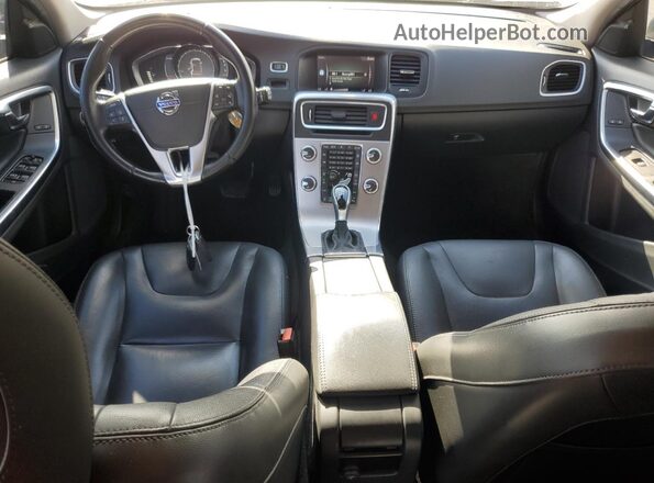 YV140MEK6H1367360 2017 VOLVO V60 Gray 
