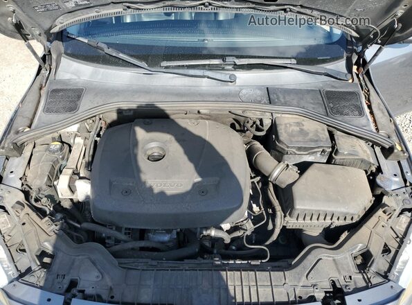 YV140MEK6H1367360 2017 VOLVO V60 Gray 