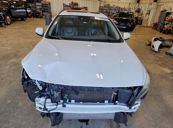 YV140MEL6J2392185 2018 VOLVO V60 White Դիմացի տեսք