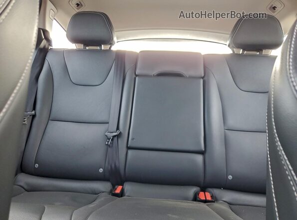 YV140MSLXJ2399497 2018 VOLVO V60 Silver Rear seats view