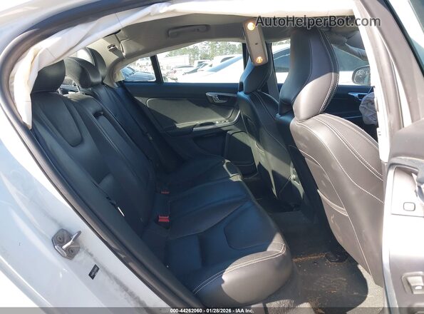 YV140MTL7J2451859 2018 VOLVO S60 Белый Вид наклейки с VIN-кодом