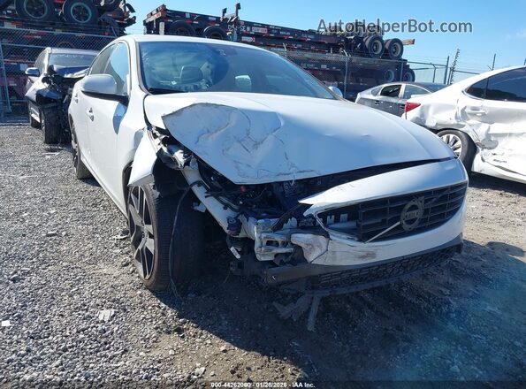YV140MTL7J2451859 2018 VOLVO S60 Белый Вид спереди