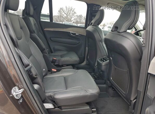 YV4062JF6R1255429 2024 VOLVO XC90 Gray Rear interior view